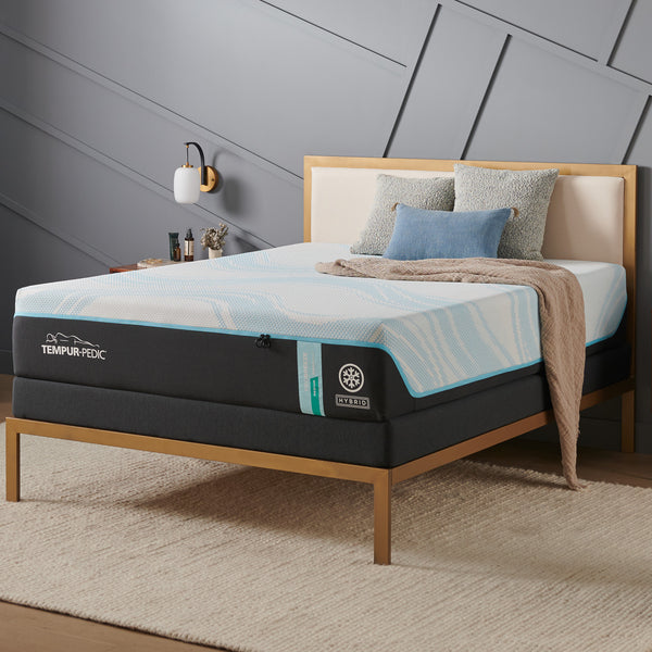 queen-size-mattress-on-wooden-frame-tempurpedic